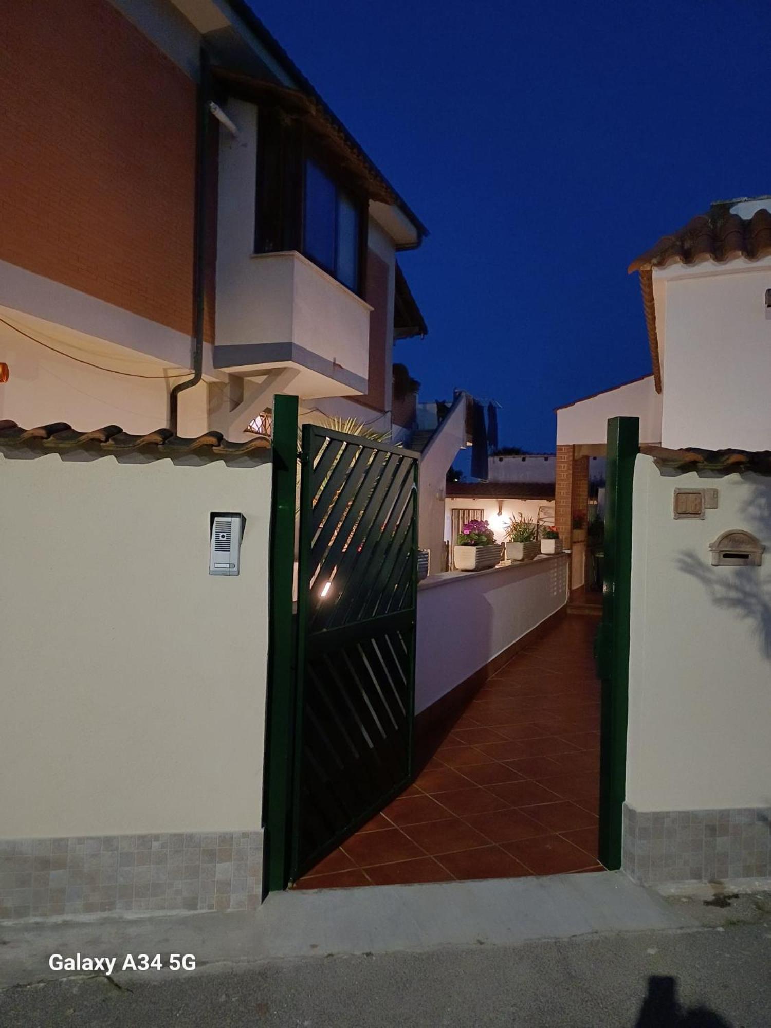 Civico18 Apartment Fiumicino Ngoại thất bức ảnh